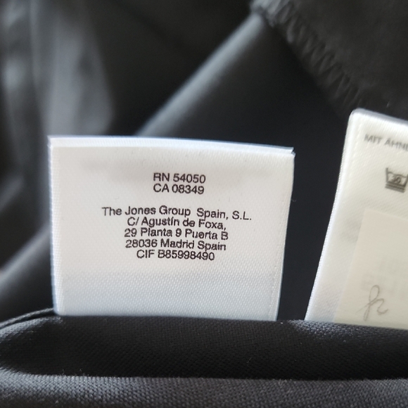 JONES NEW YORK Signature NWT Women's Easy Care Classic Black Shirt.   Size S - Picture 8 of 15
